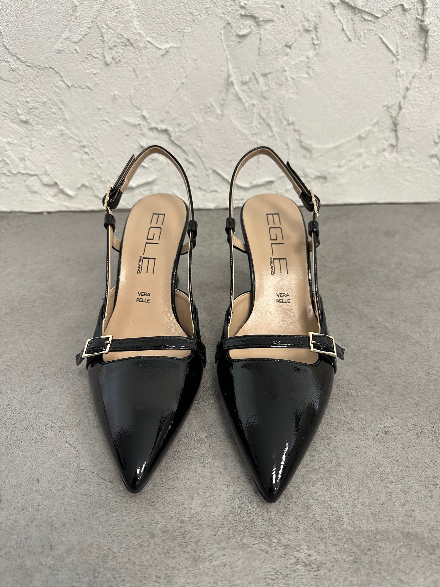 Décolleté slingback naplak cinturini nero