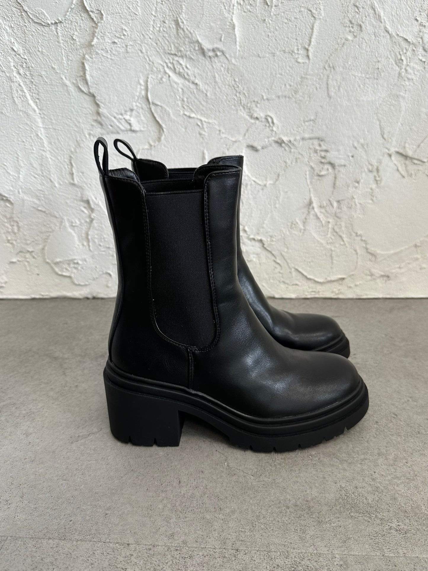 Stivaletto chelsea con tacco