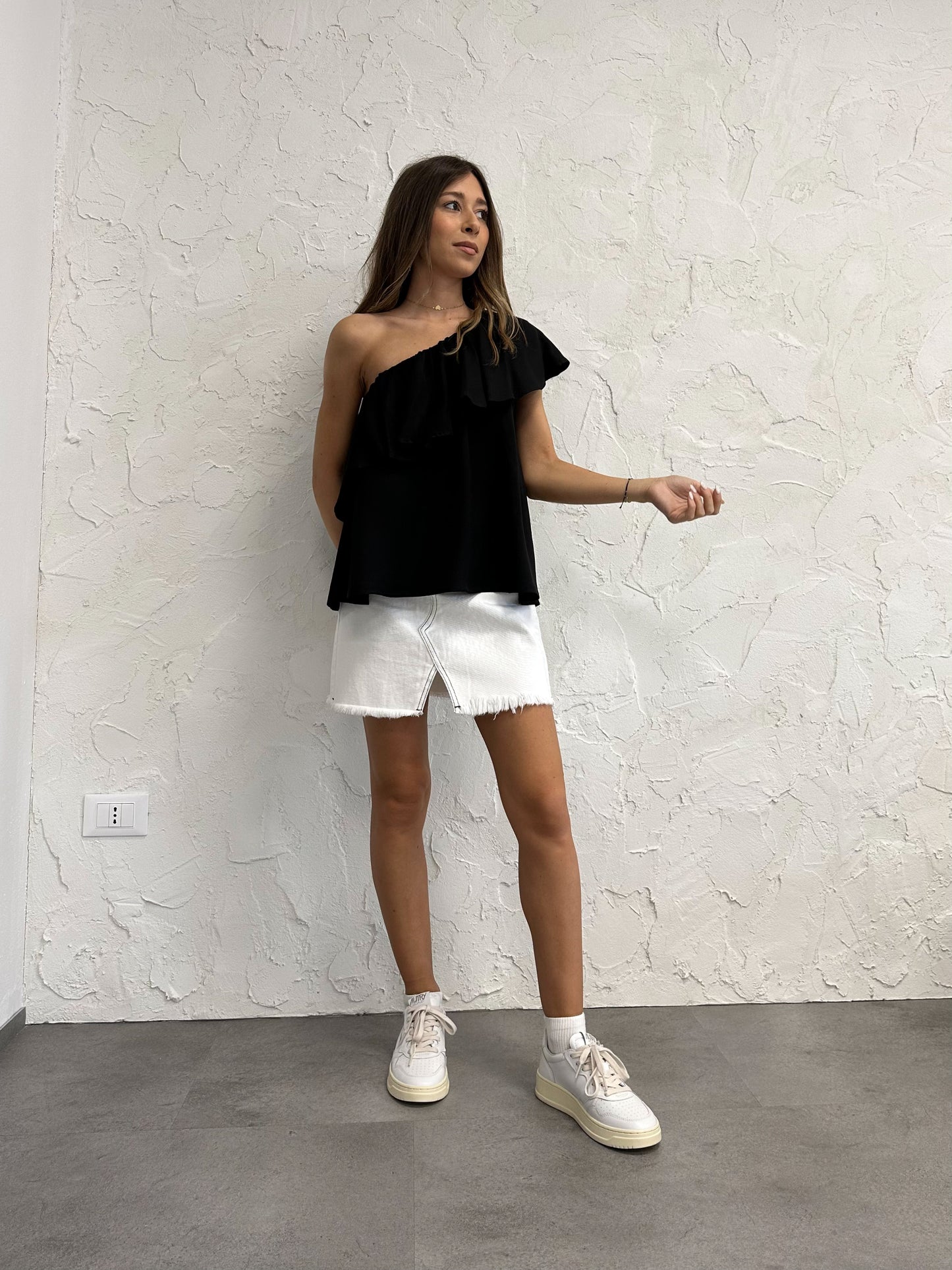Blusa monospalla Eleh