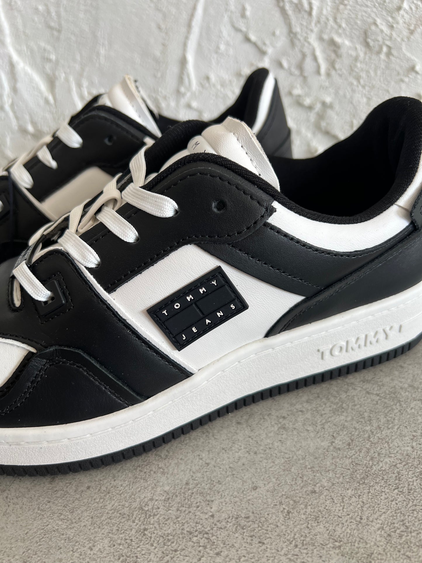 Tommy jeans basket BW