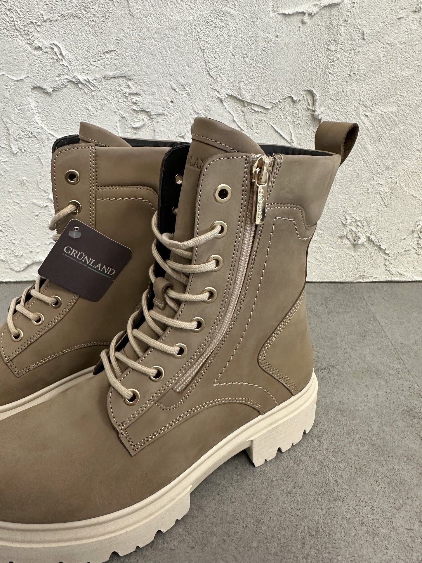 Anfibio Grunland beige