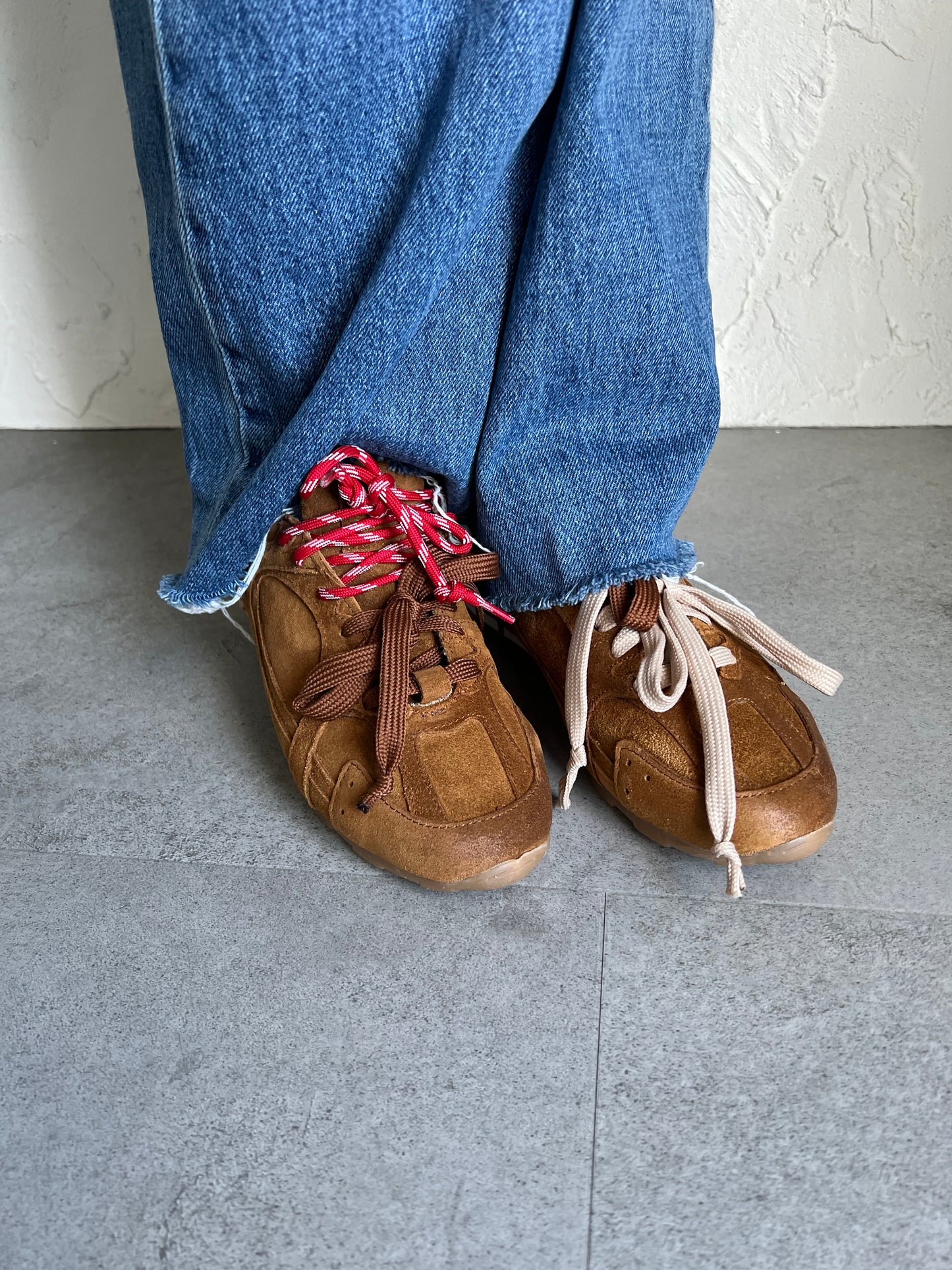 Sneakers suede Divine Follie cuoio