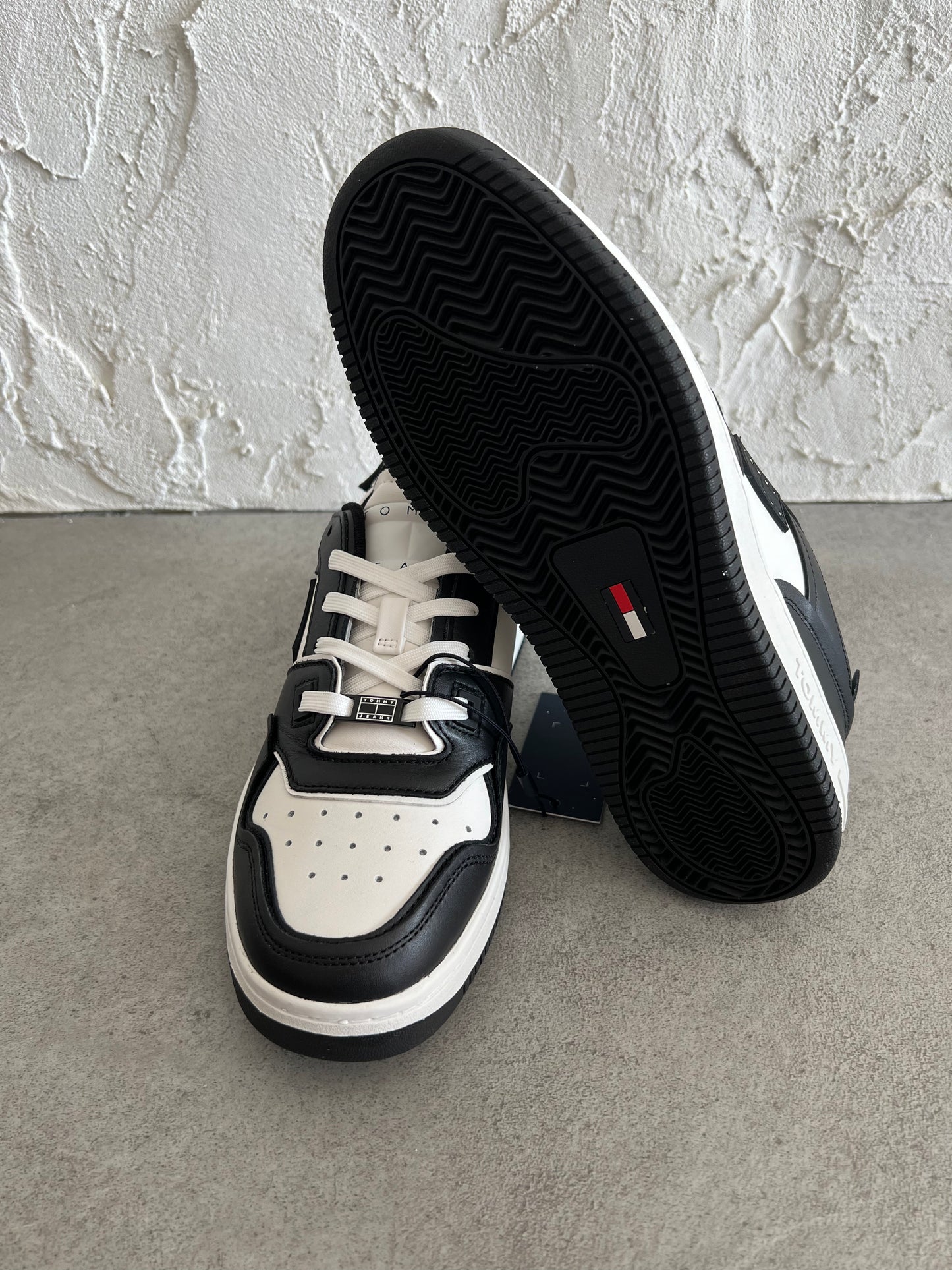 Tommy jeans basket BW