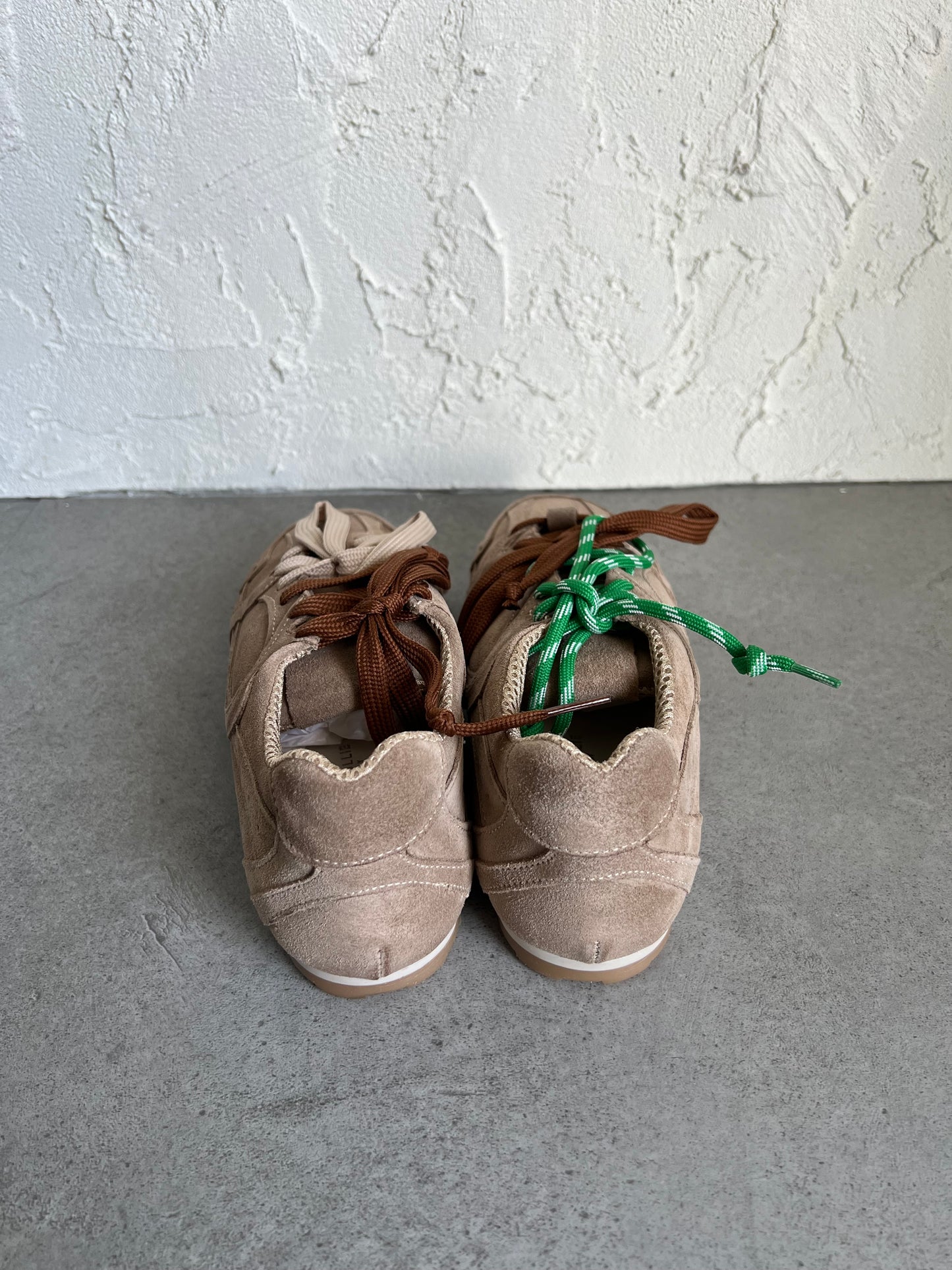 Sneakers suede Divine Follie taupe
