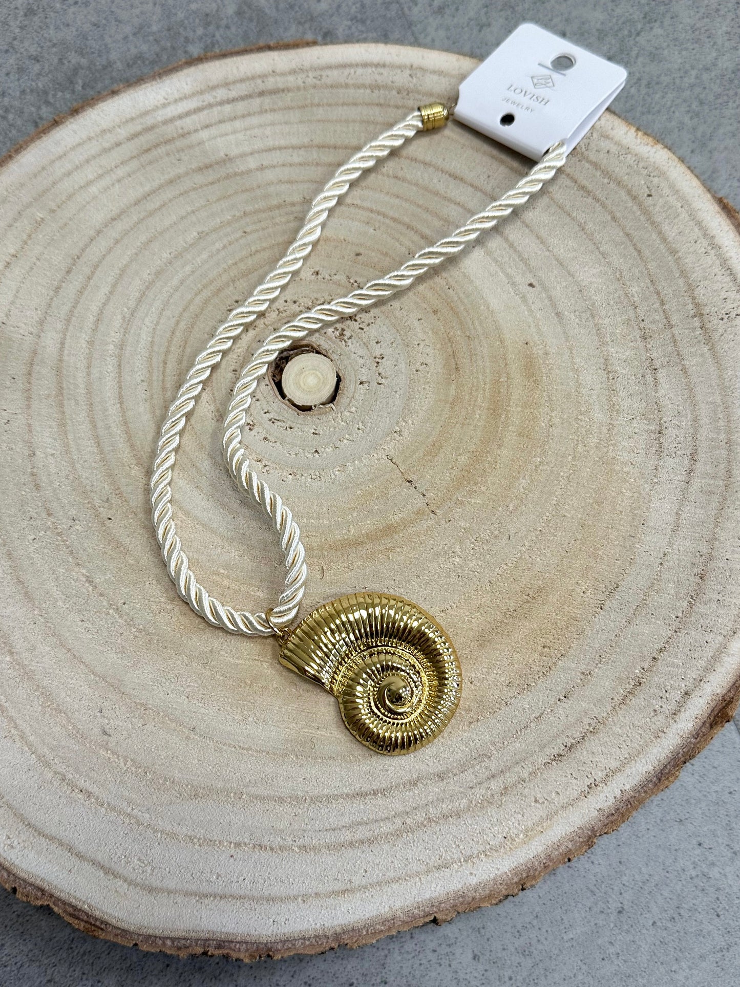 Collana conchiglia
