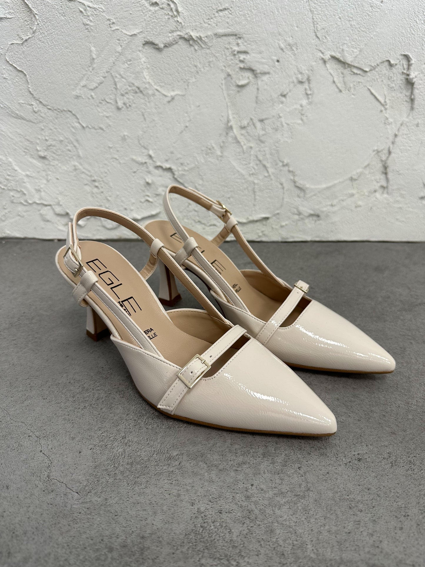 Décolleté slingback naplak cinturini burro