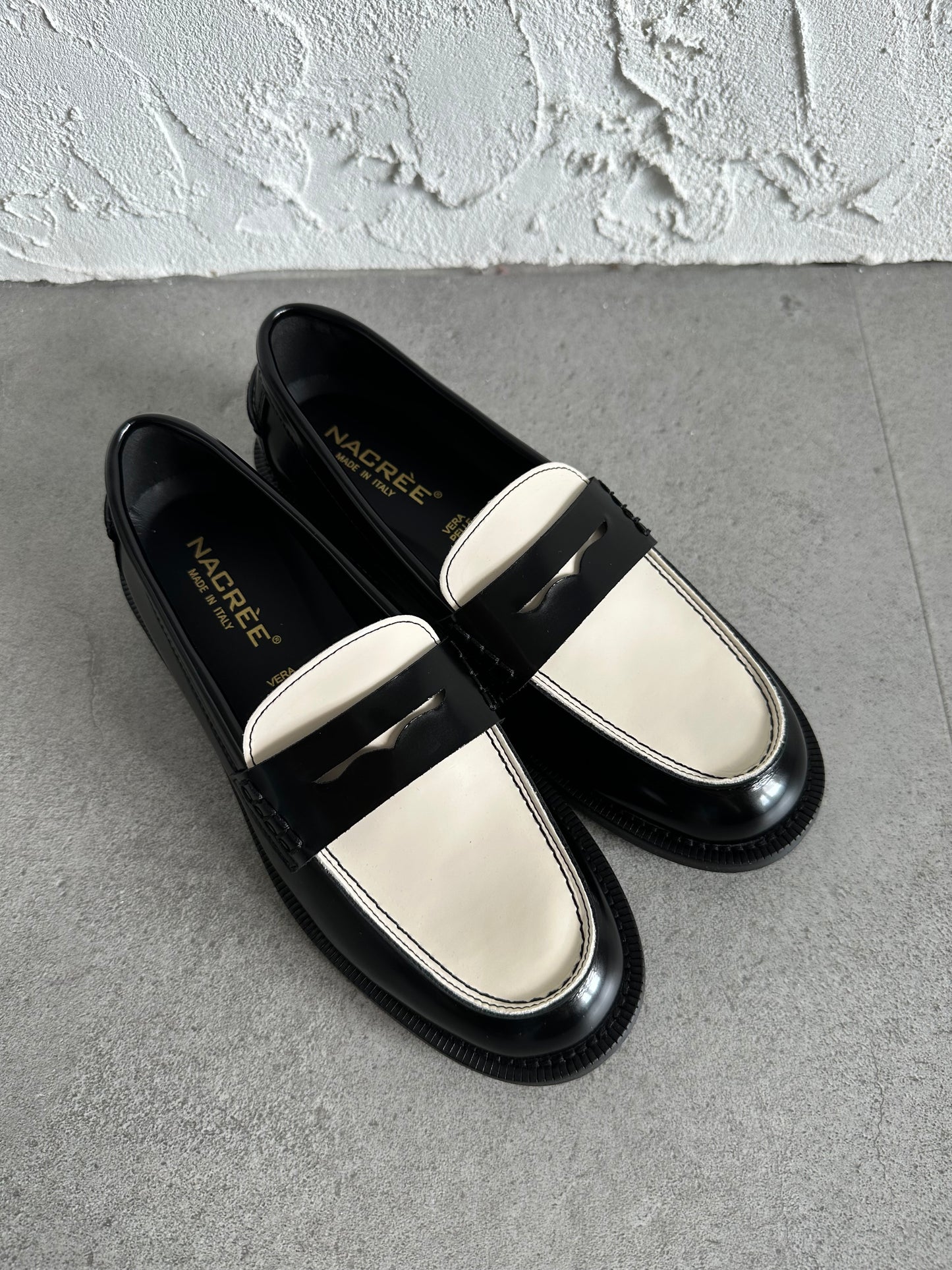 Mocassino black and white