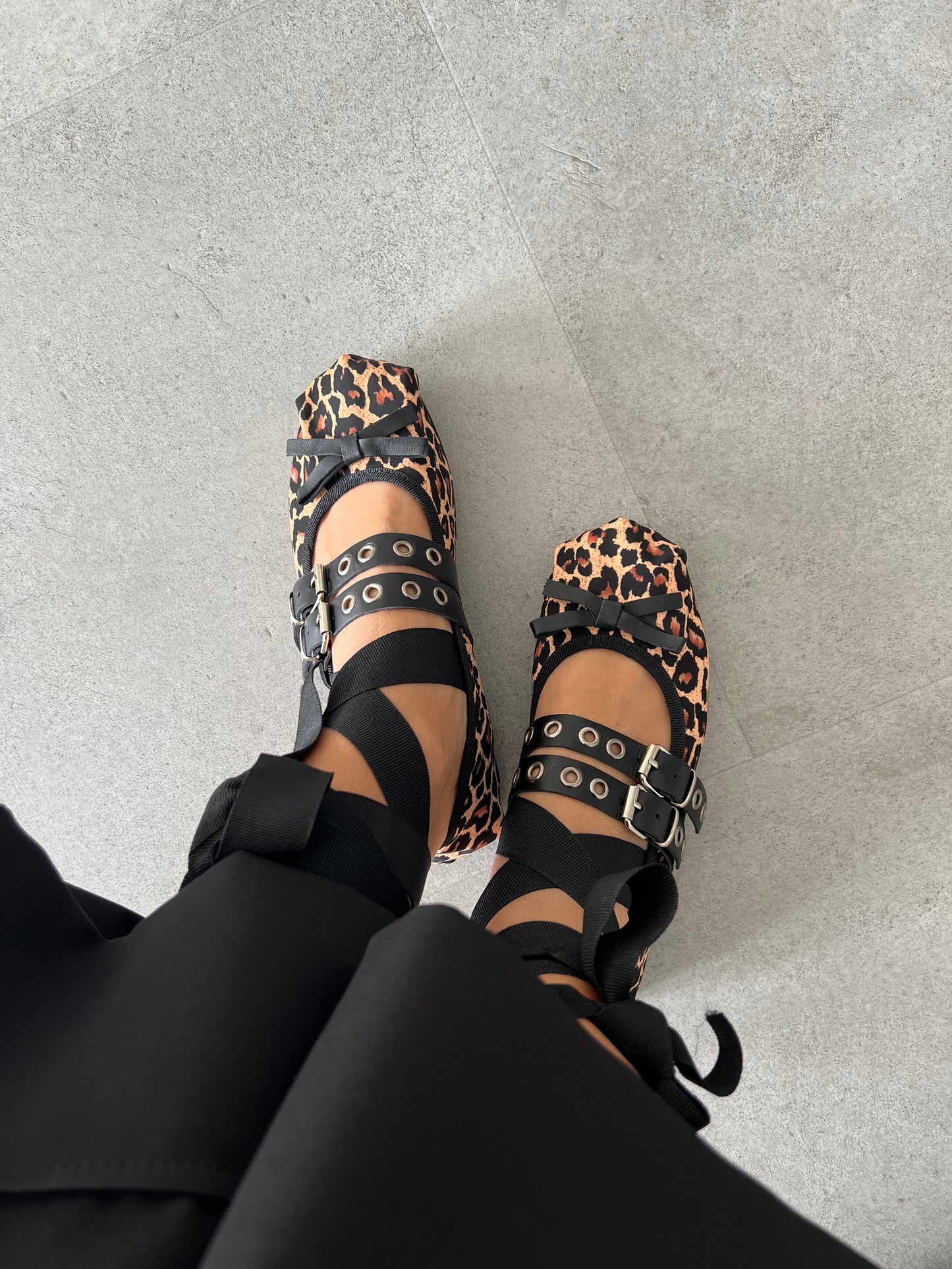 Ballerina doppio cinturino leopardato