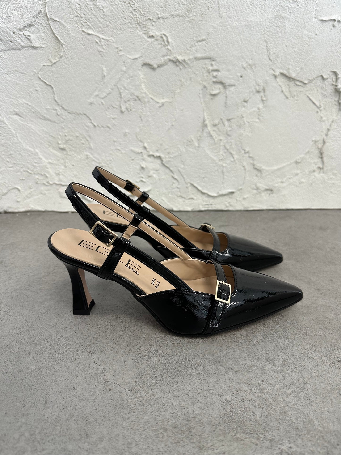 Décolleté slingback naplak cinturini nero
