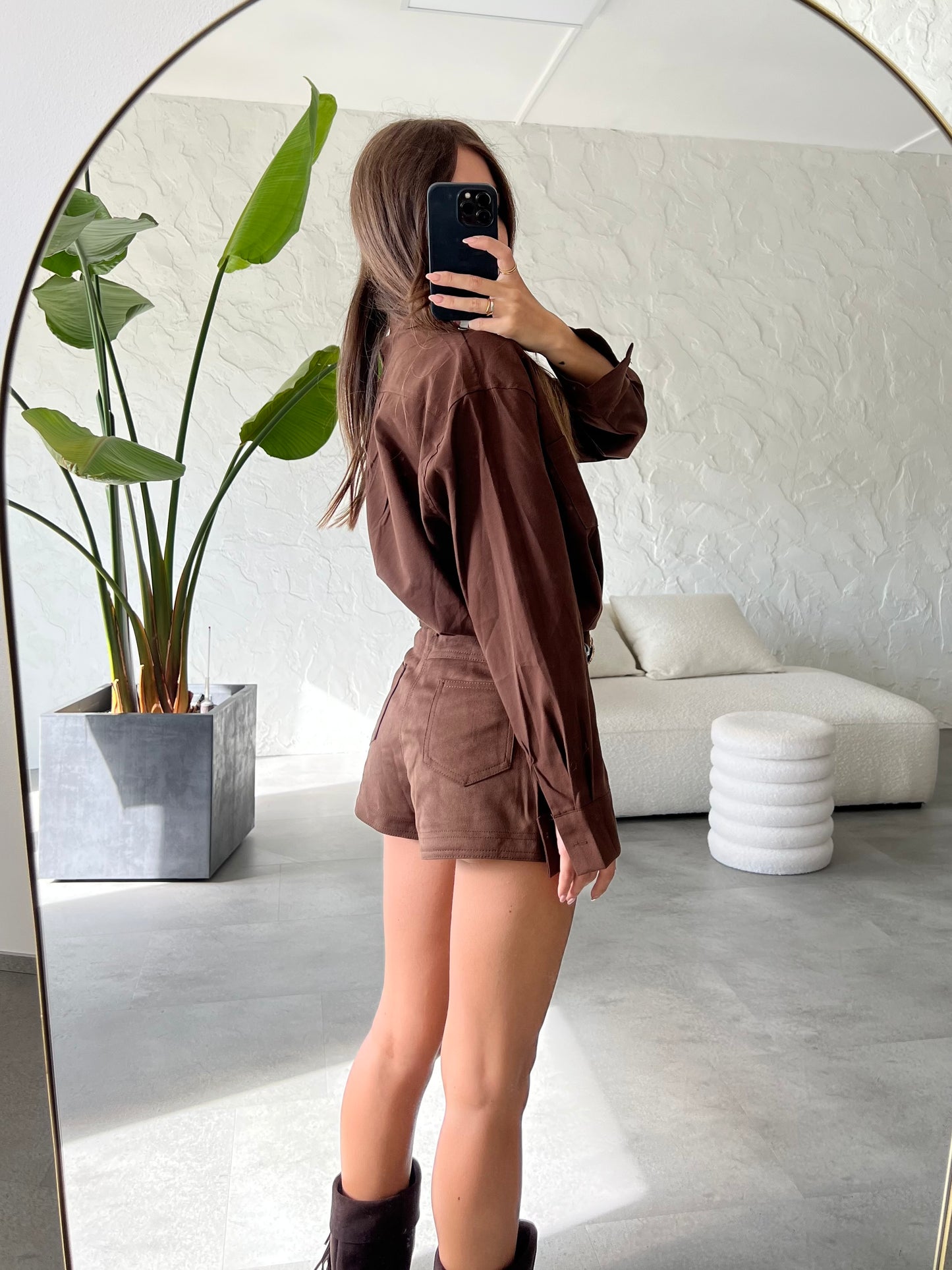Hot pants brown