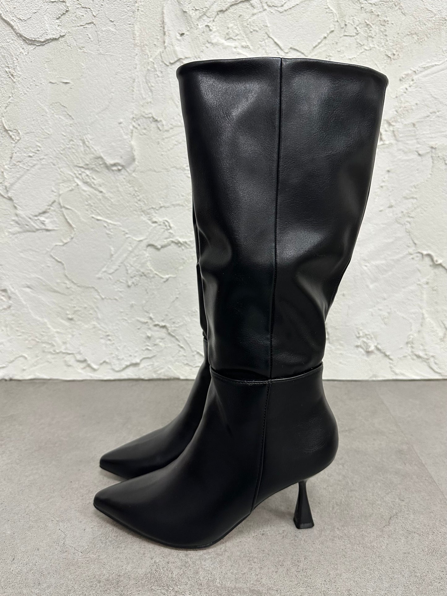 Stivale tacco rocchetto