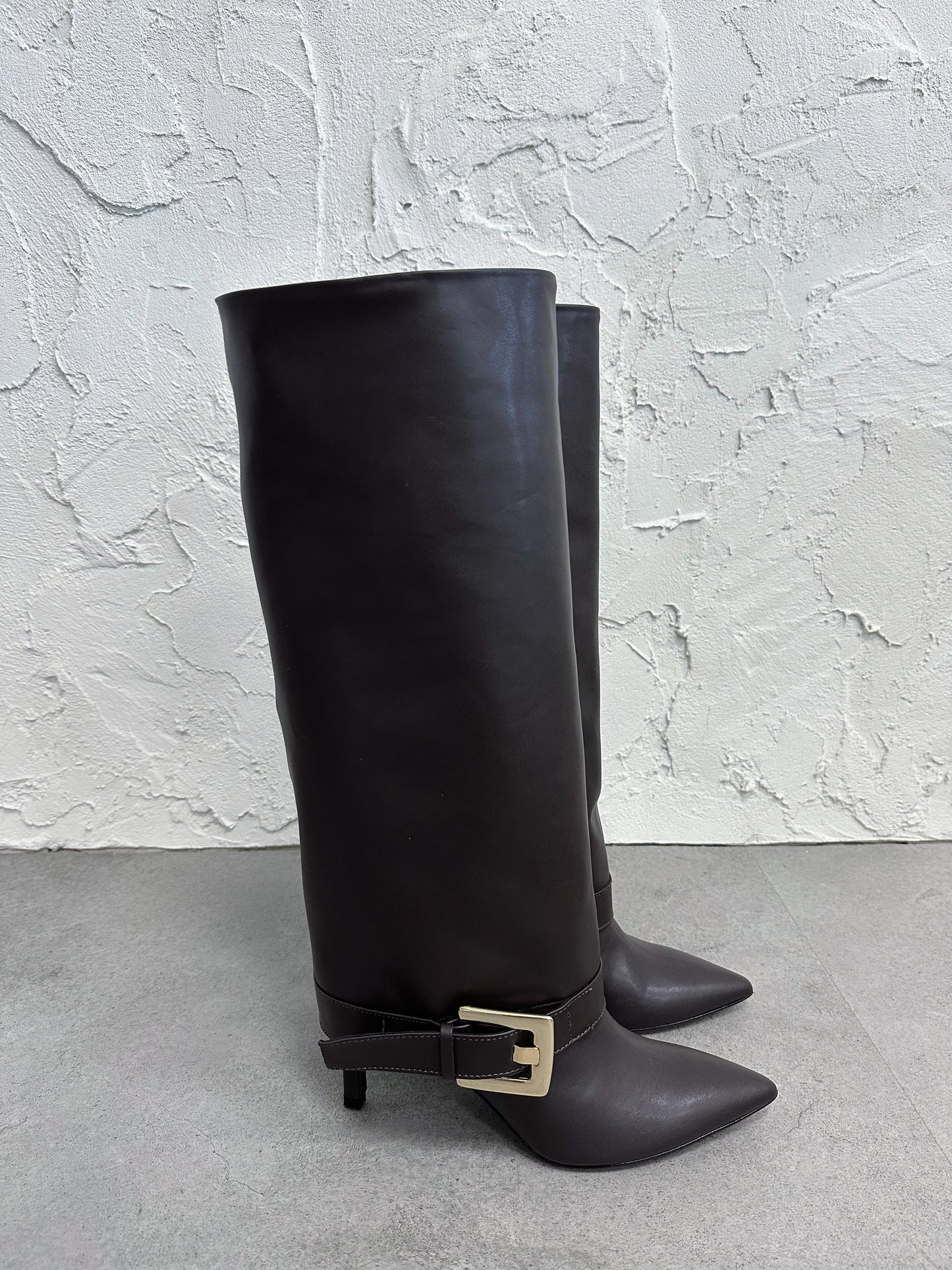 Stivale tacco ghetta e fibbia