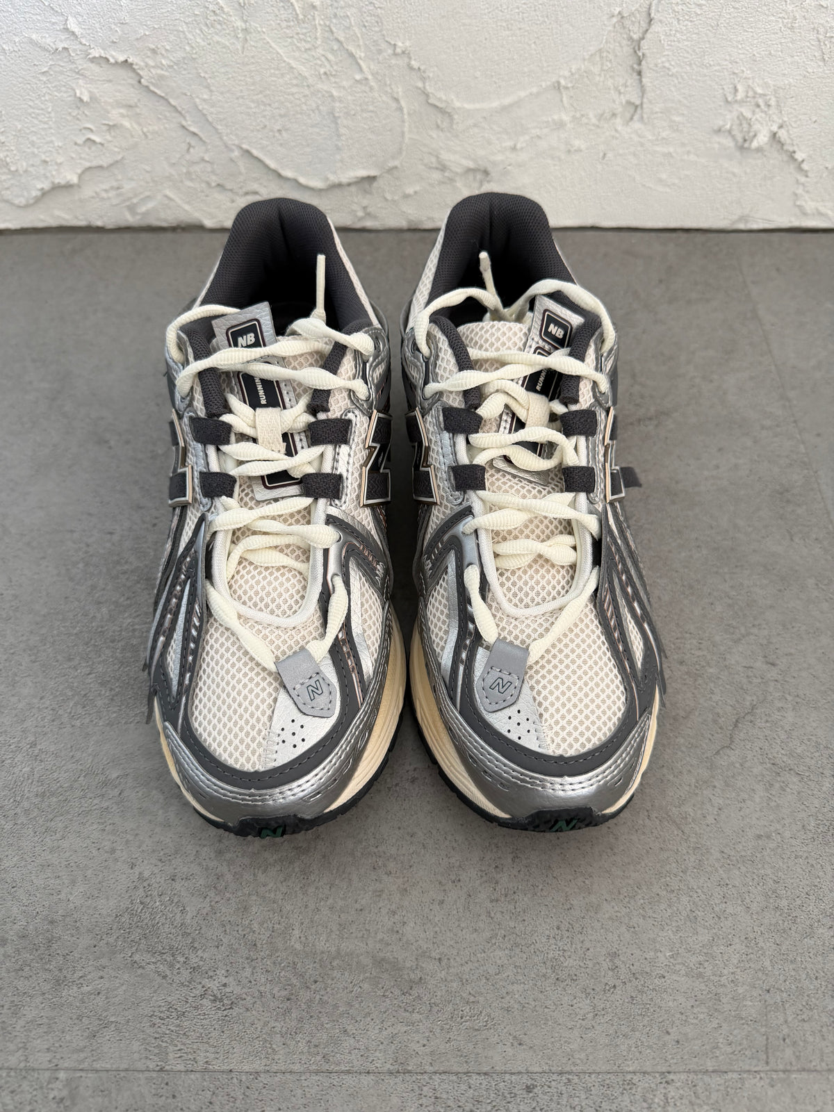 New Balance M1906AD