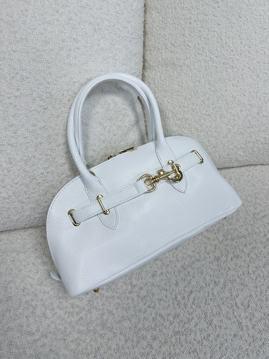 Borsa white
