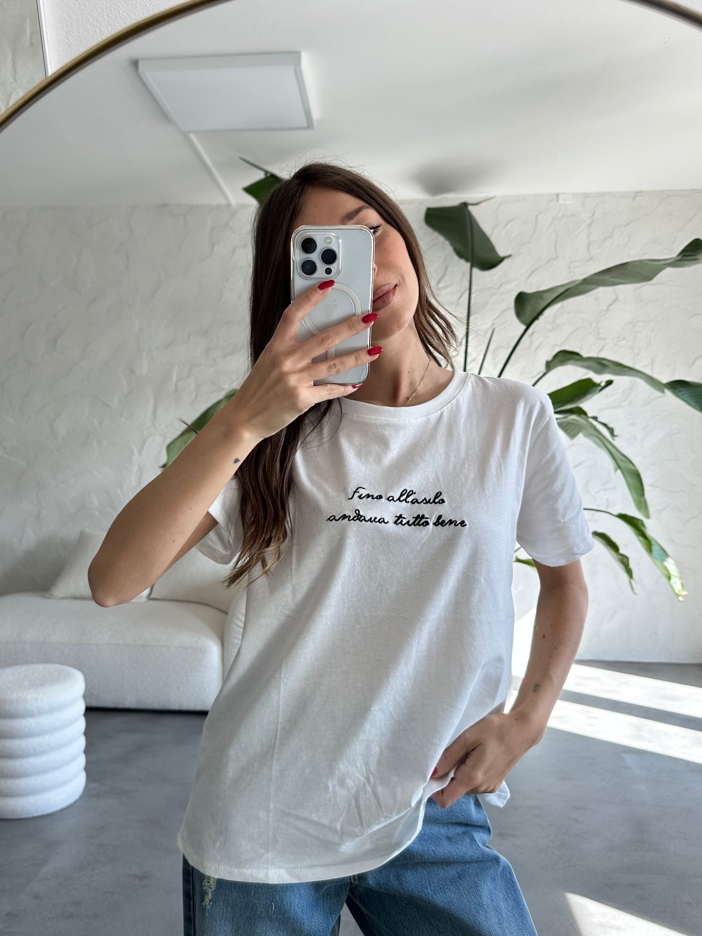 T-shirt scritte ricamo