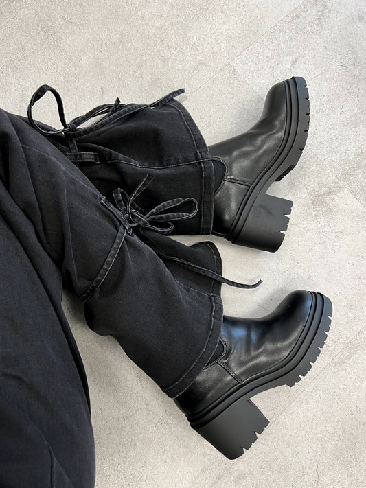 Stivaletto chelsea con tacco