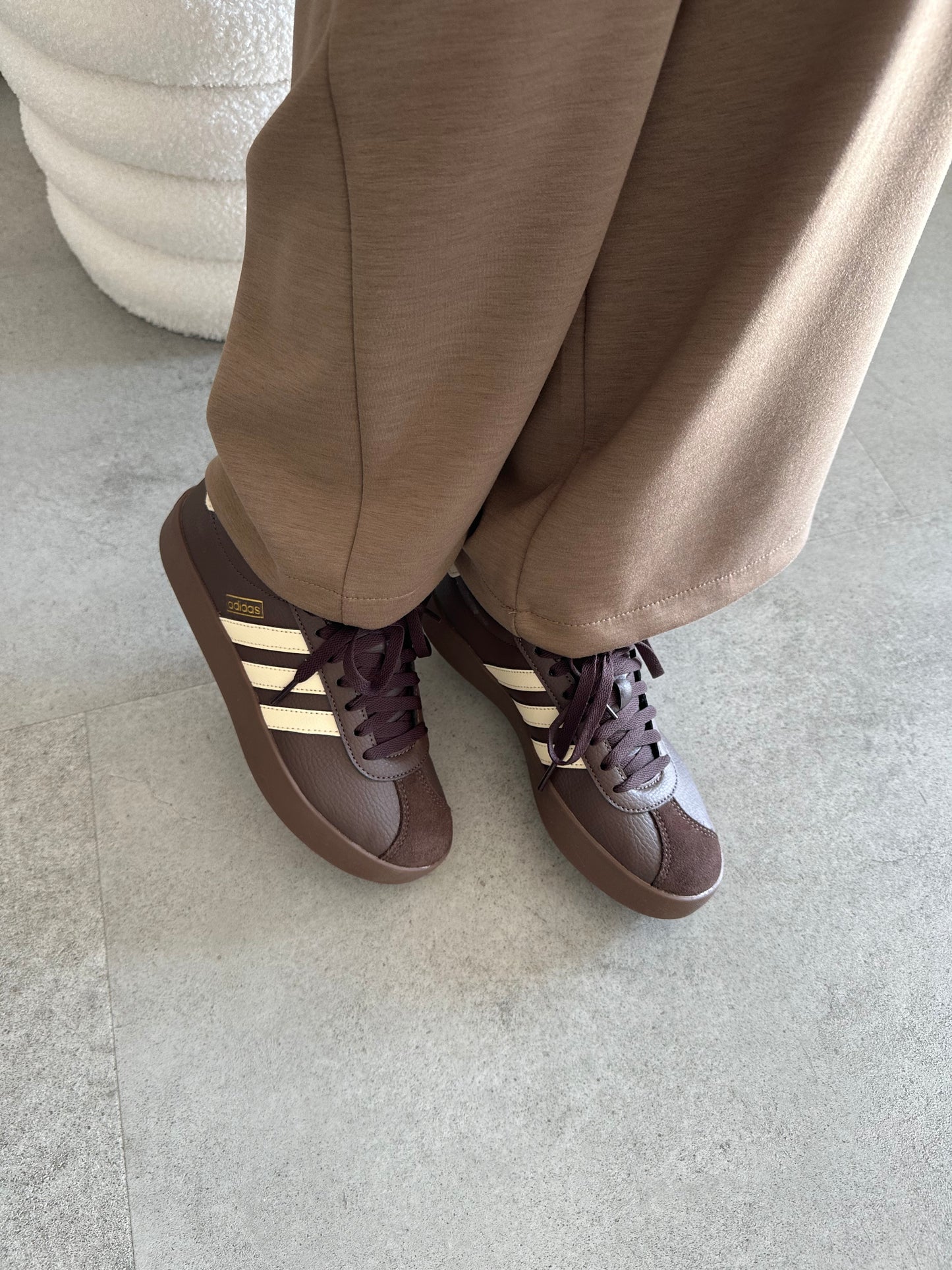 Adidas VL court coffee