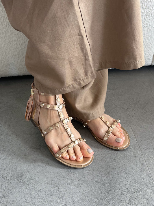 Sandalo borchie nappina Kharisma rosa oro