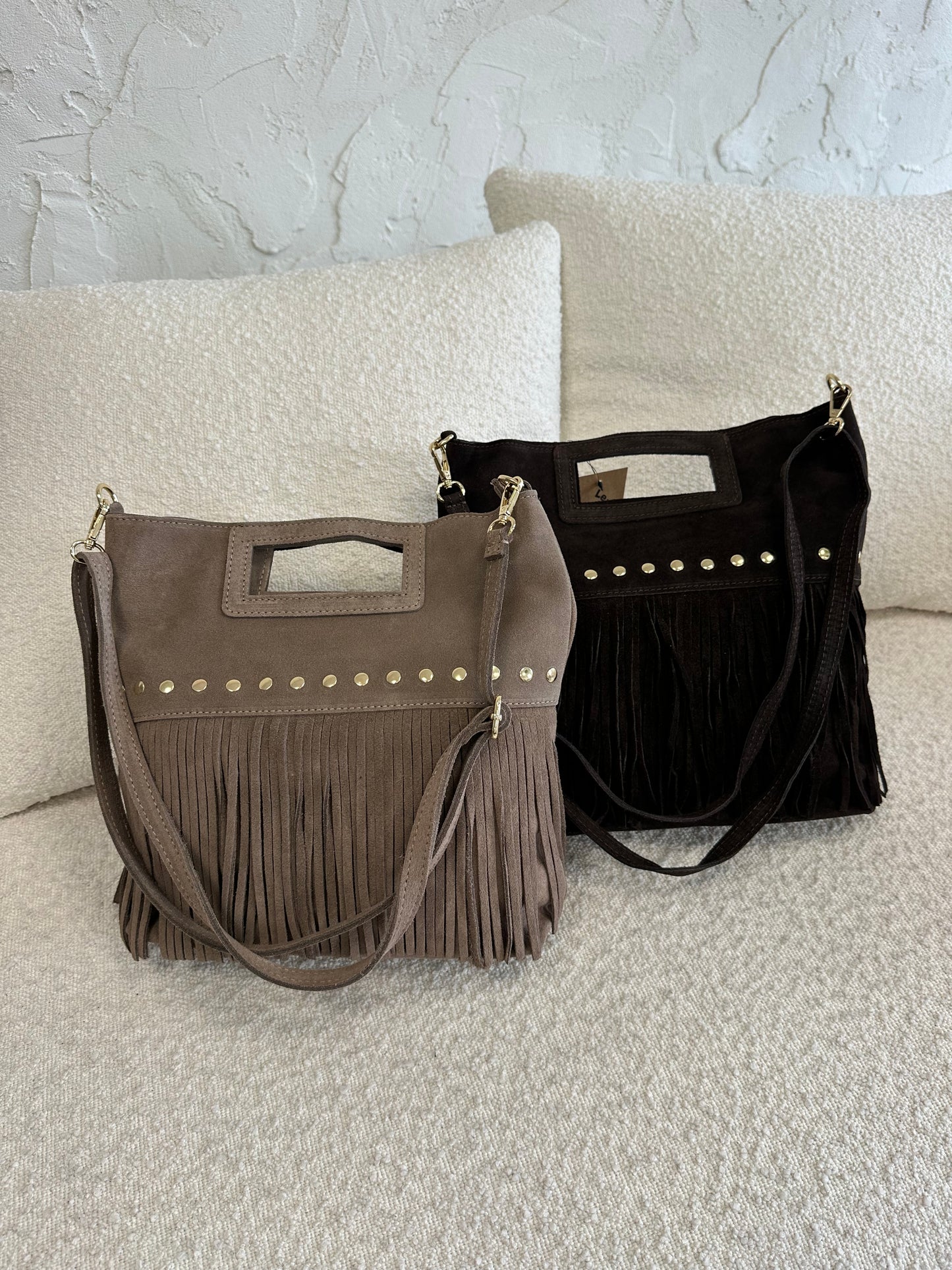 Borsa suede borchie e frange