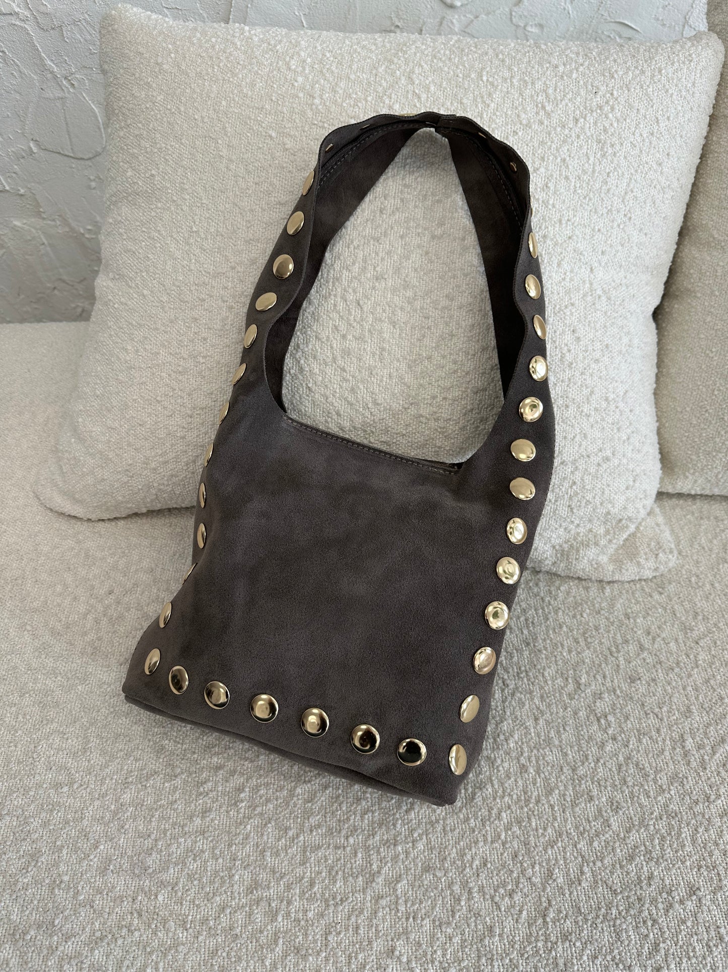Borsa suede borchie