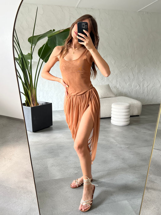 Abito tulle nude
